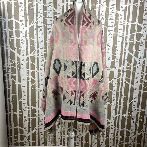 Western Geometric Oversized Fringe Trim Scarf Shawl Wrap - Picture 2 of 8